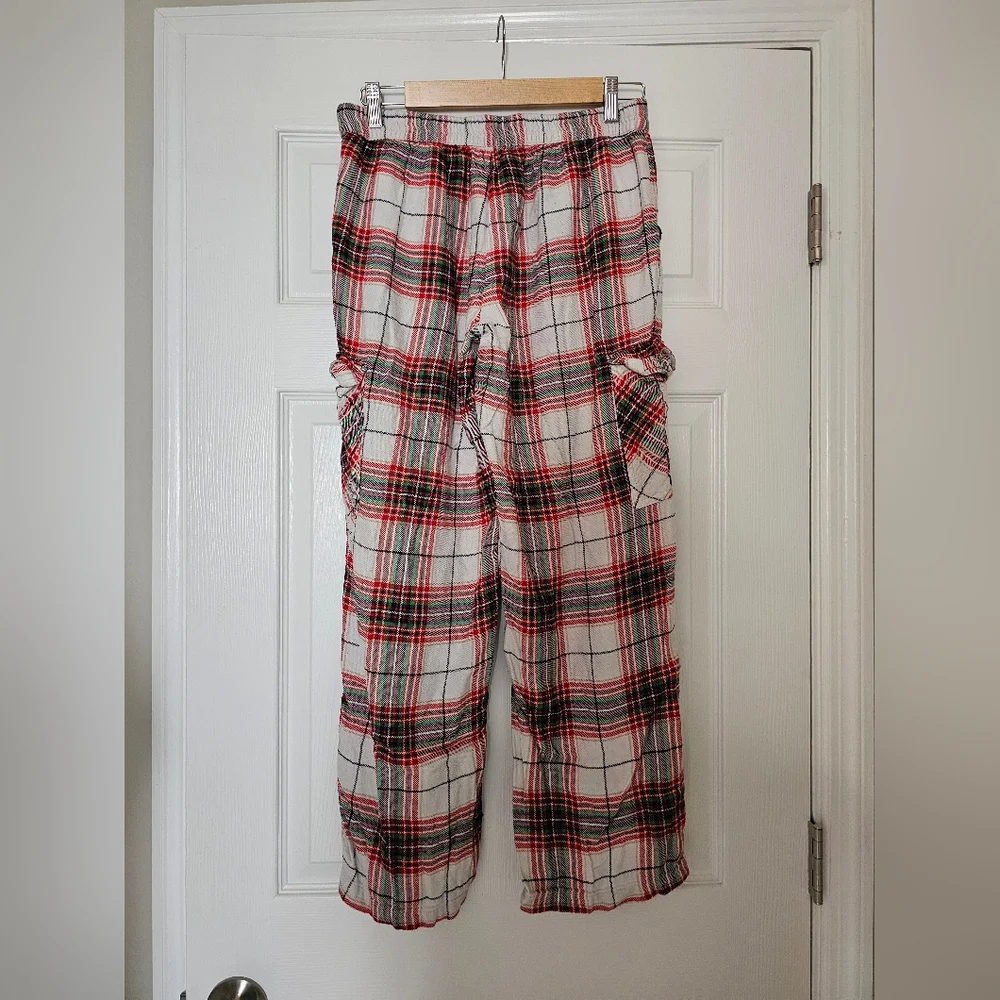 Aerie Red and Green Plaid Pajama Pants with Pockets Size S‎